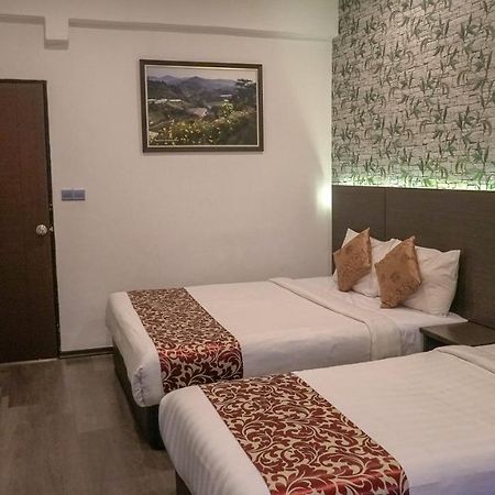 Highlanders Hotel Cameron Highlands Buitenkant foto